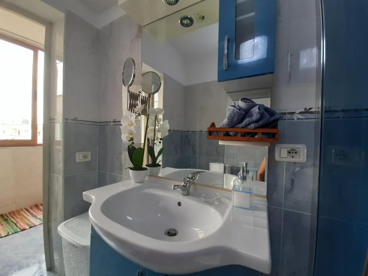 Cosy Central Apartment Shkodër Esterno foto