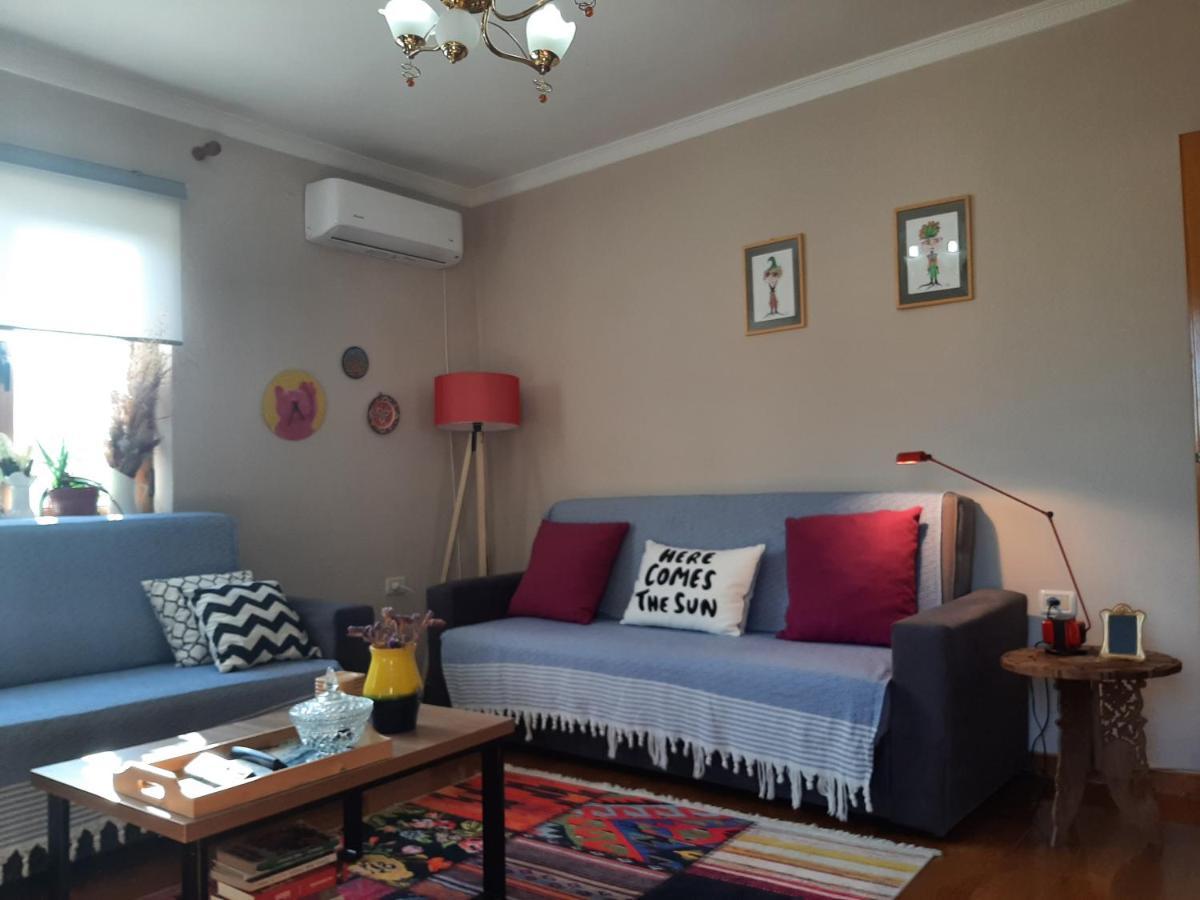 Cosy Central Apartment Shkodër Esterno foto