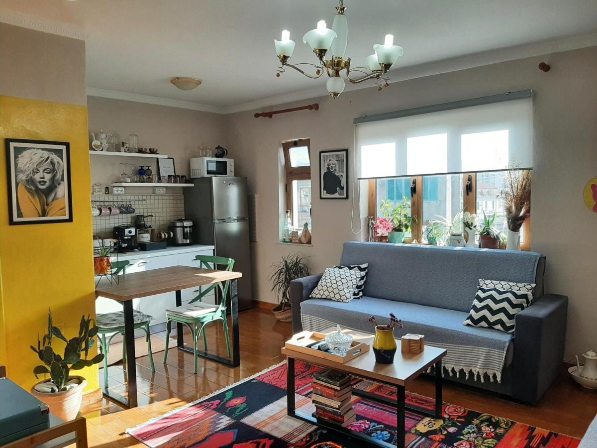 Cosy Central Apartment Shkodër Esterno foto